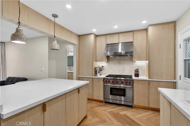 225 Iris Avenue, Corona Del Mar, CA 92625