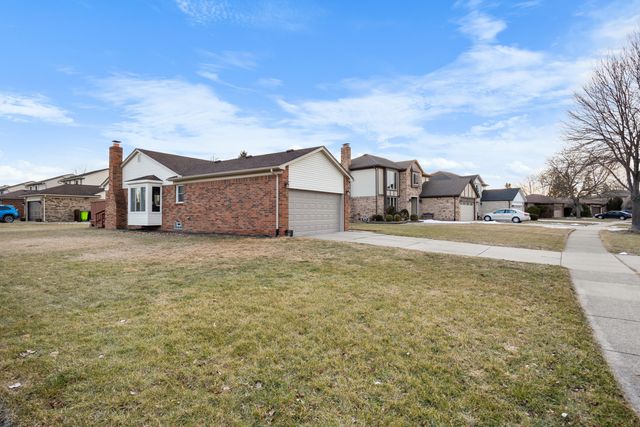 13468 Mair Drive, Sterling Heights, MI 48313