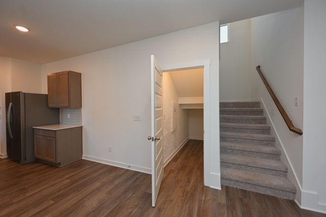 5203 Cothron Dr, White House, TN 37188