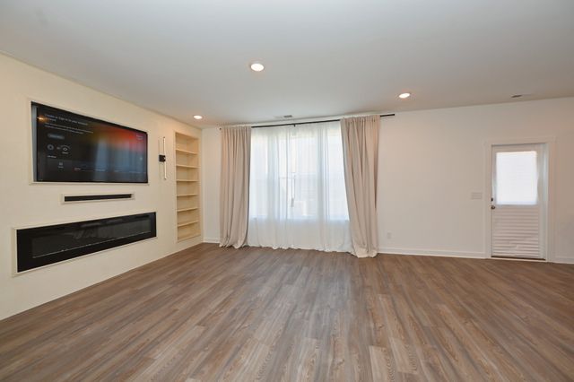 5203 Cothron Dr, White House, TN 37188