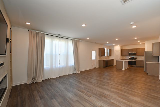 5203 Cothron Dr, White House, TN 37188