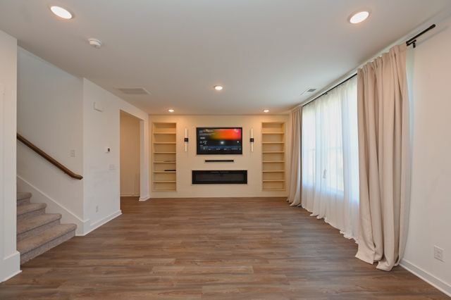 5203 Cothron Dr, White House, TN 37188