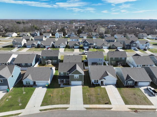 5203 Cothron Dr, White House, TN 37188