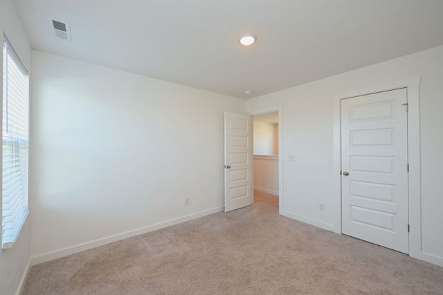 5203 Cothron Dr, White House, TN 37188