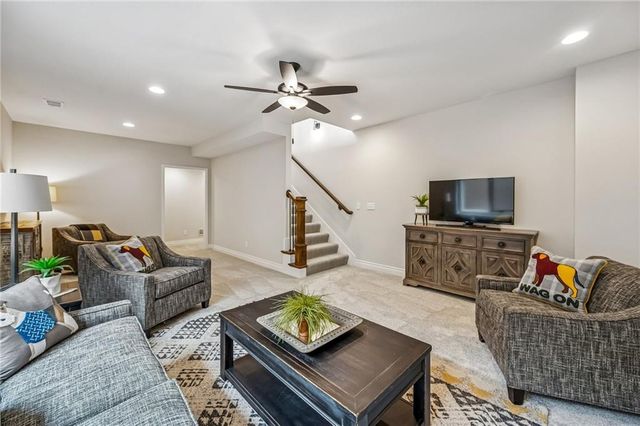11413 S Waterford Drive, Olathe, KS 66061