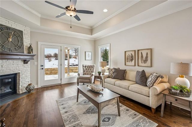 11413 S Waterford Drive, Olathe, KS 66061