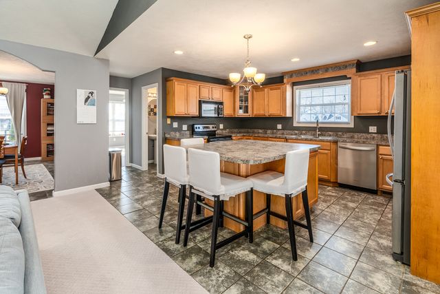 898 Kirsch Street, Carbondale, IL 62901