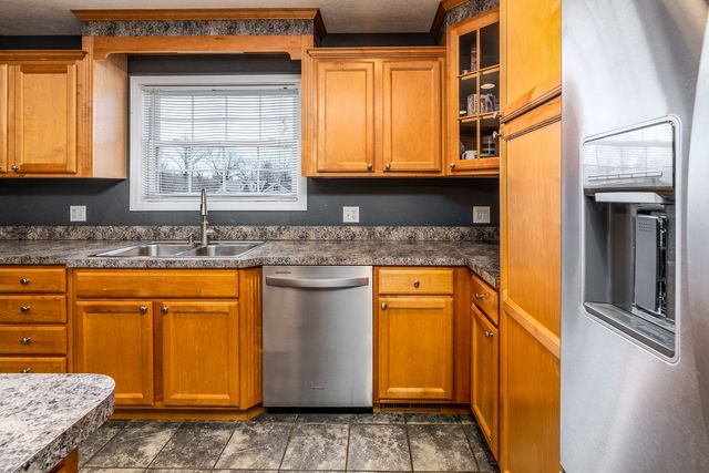 898 Kirsch Street, Carbondale, IL 62901