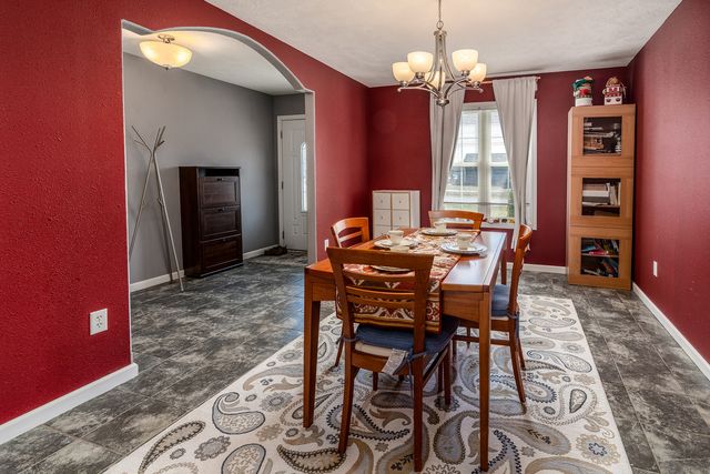 898 Kirsch Street, Carbondale, IL 62901