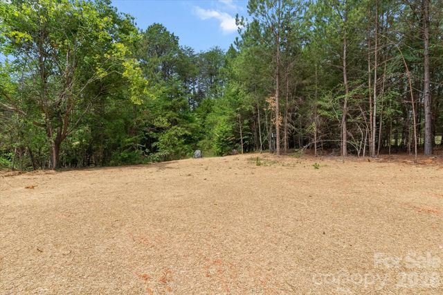 214 Lockhard Circle, Troutman, NC 28166