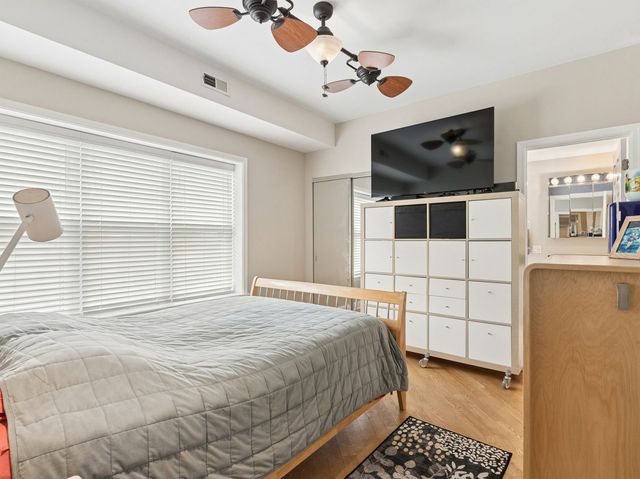 4650 N Saint Louis Avenue 1D, Chicago, IL 60625
