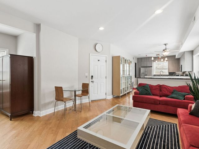 4650 N Saint Louis Avenue 1D, Chicago, IL 60625