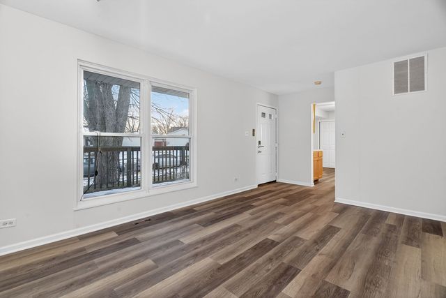 9156 W 161st Place, Orland Hills, IL 60487