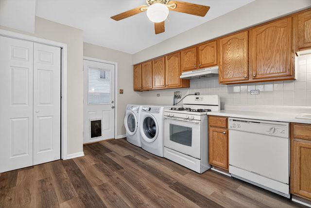 9156 W 161st Place, Orland Hills, IL 60487