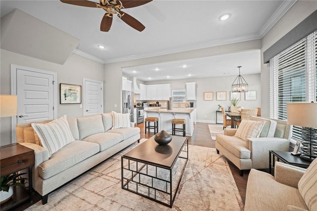 7648 Phoenix Avenue, Springdale, AR 72762