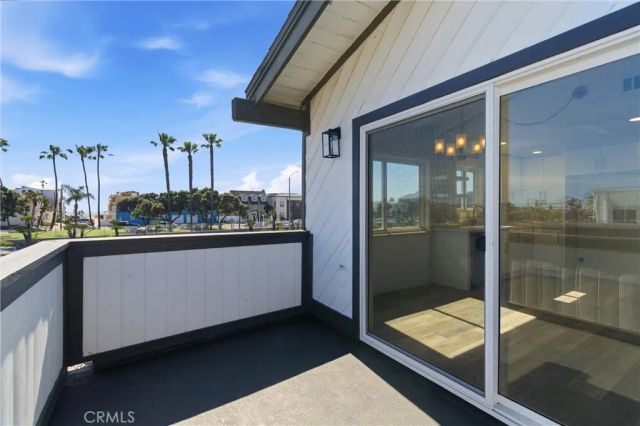 203 Cedar Street, Newport Beach, CA 92663