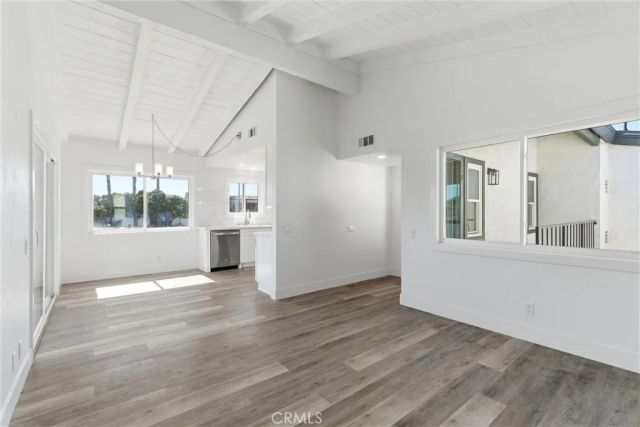 203 Cedar Street, Newport Beach, CA 92663