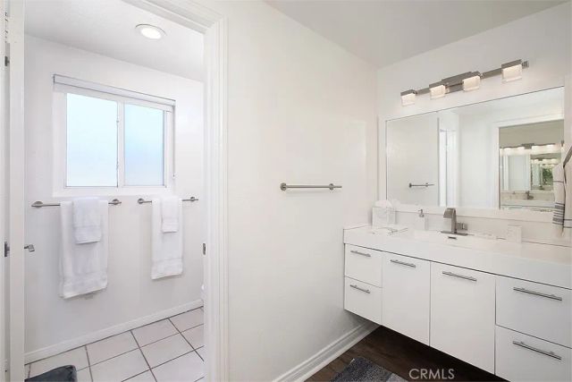 203 Cedar Street, Newport Beach, CA 92663