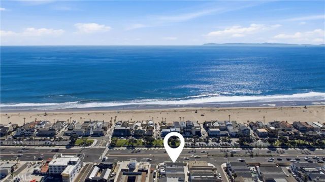203 Cedar Street, Newport Beach, CA 92663