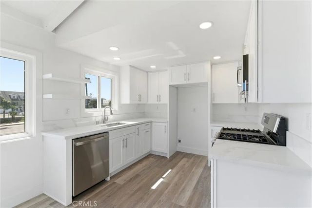 203 Cedar Street, Newport Beach, CA 92663