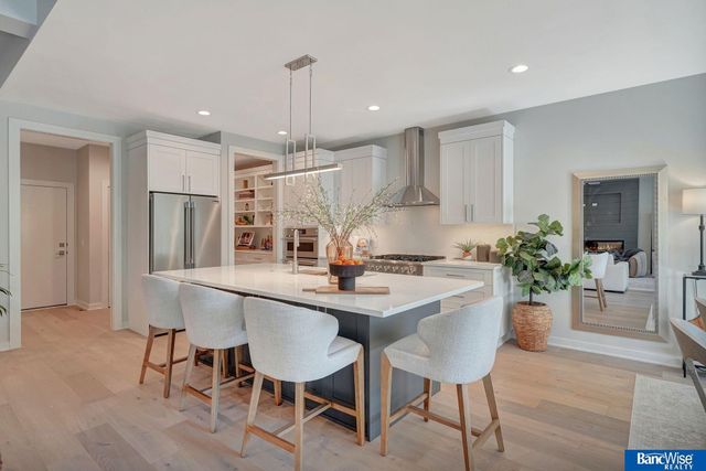 6255 Carveth Drive, Lincoln, NE 68516