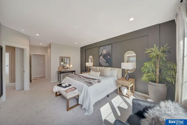 6255 Carveth Drive, Lincoln, NE 68516