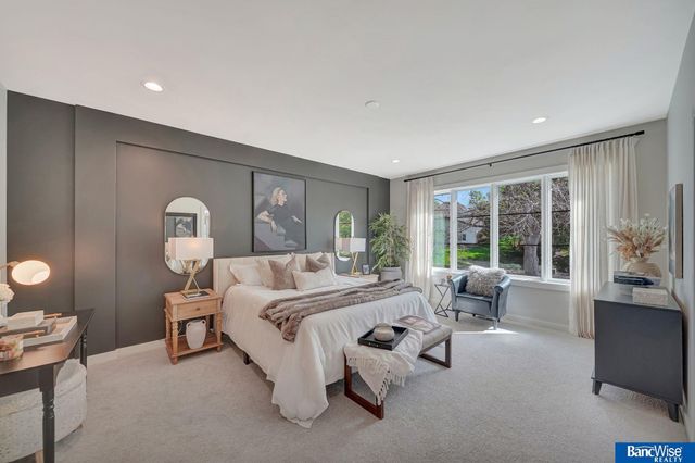 6255 Carveth Drive, Lincoln, NE 68516