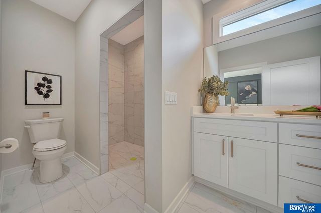 6255 Carveth Drive, Lincoln, NE 68516