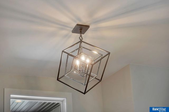 6255 Carveth Drive, Lincoln, NE 68516