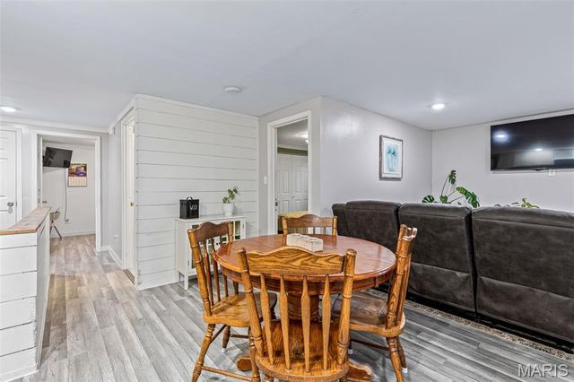 399 N 4th Street, Ste Genevieve, MO 63670