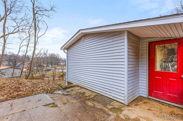 399 N 4th Street, Ste Genevieve, MO 63670