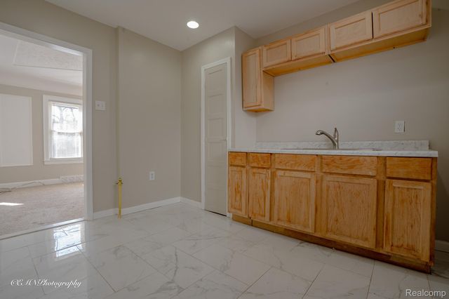 15005 STEEL Street, Detroit, MI 48227