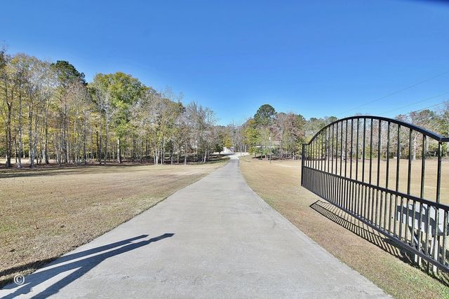 83 Lee Road 0640, Salem, AL 36874