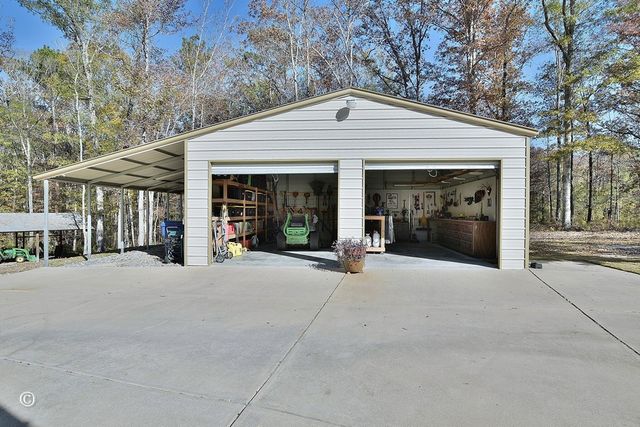 83 Lee Road 0640, Salem, AL 36874