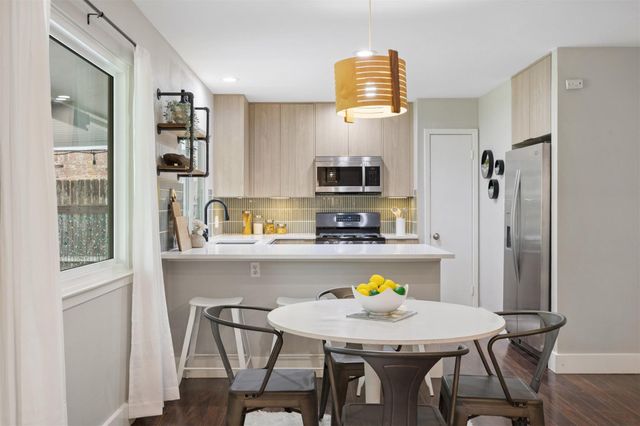 9228 Partridge CIR, Austin, TX 78758