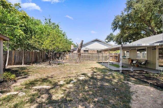 9228 Partridge CIR, Austin, TX 78758