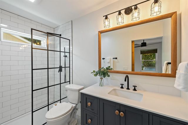 9228 Partridge CIR, Austin, TX 78758