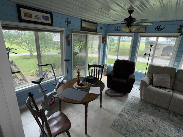 2465 Bybee Chapel Rd, Rock Island, TN 38581