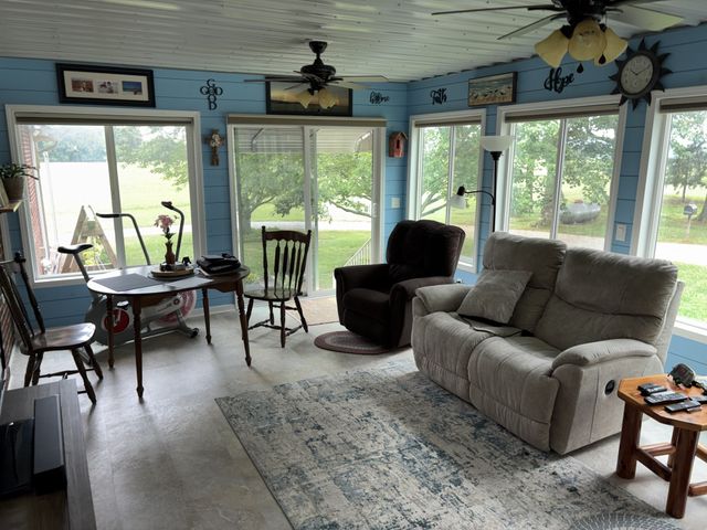 2465 Bybee Chapel Rd, Rock Island, TN 38581