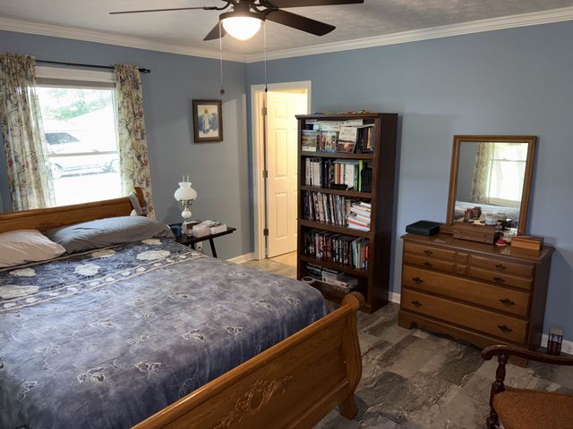 2465 Bybee Chapel Rd, Rock Island, TN 38581