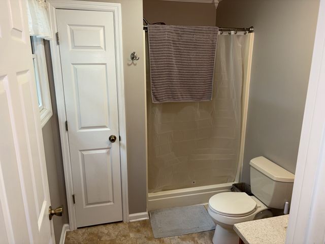 2465 Bybee Chapel Rd, Rock Island, TN 38581