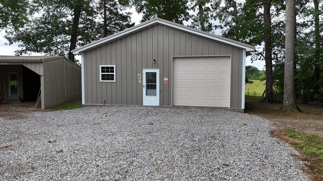 2465 Bybee Chapel Rd, Rock Island, TN 38581