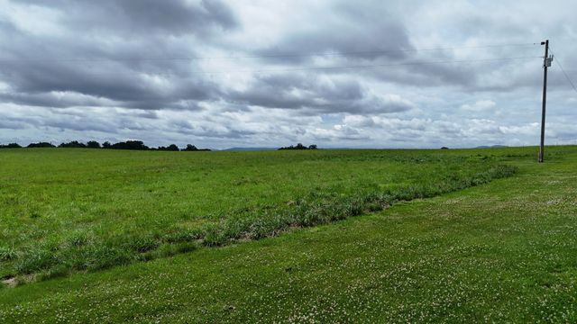 2465 Bybee Chapel Rd, Rock Island, TN 38581