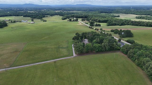 2465 Bybee Chapel Rd, Rock Island, TN 38581