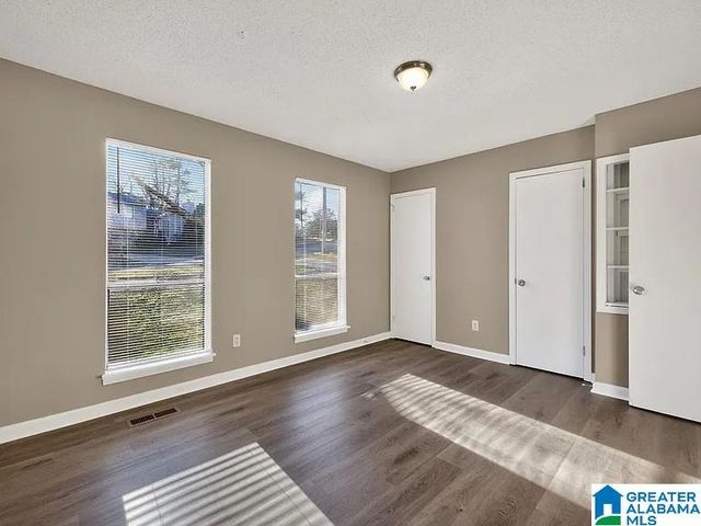 3031 APPLE VALLEY LANE, Birmingham, AL 35215