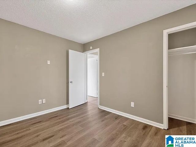 3031 APPLE VALLEY LANE, Birmingham, AL 35215