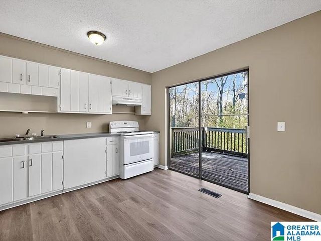 3031 APPLE VALLEY LANE, Birmingham, AL 35215