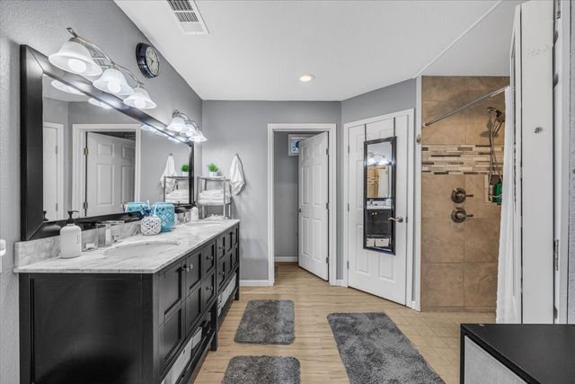 1106 Scenic Drive, Granbury, TX 76048