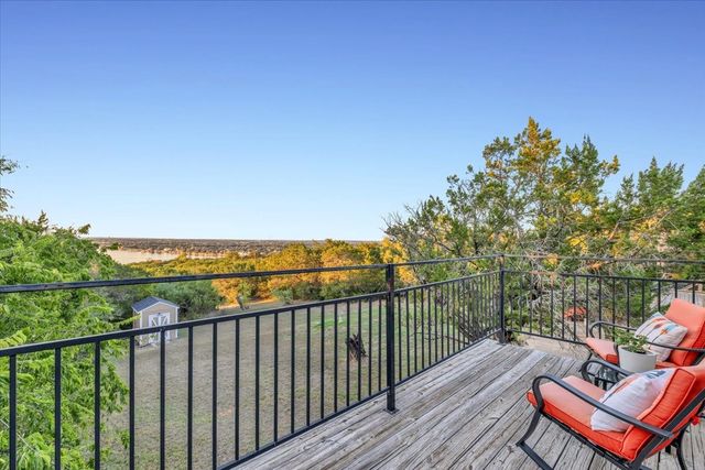 1106 Scenic Drive, Granbury, TX 76048