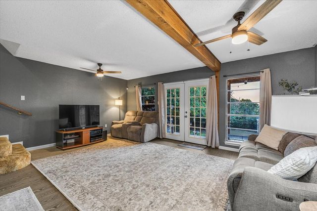 1106 Scenic Drive, Granbury, TX 76048